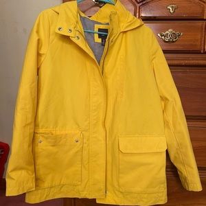 Gap rain coat